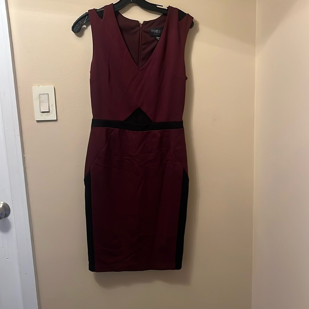 LaPina by David Helwani burgundy and black dress size medium NWT